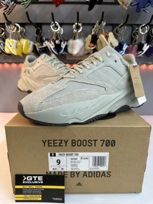 Adidas Yeezy Boost 700 Salt - Talla 9M 🔥 Foto 1 de 4
