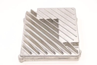 Módulo de control amplificador de audio radio Chrysler Voyager 2020-2025 OEM 68440556AB Foto 1 de 4