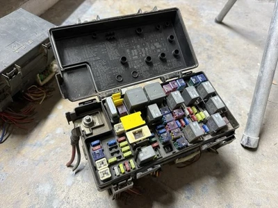 🏅 2011 Dodge Ram 1500 2500  5.7L  TIPM Fuse Relay Box  04692319  🏅 #266 - Image 1 of 4