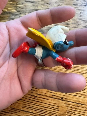 Figura Peyo Héroe Volador Pitufo Superman Pitufo 20127 1980 PVC. Sin base. Foto 1 de 4