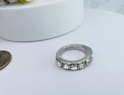 Anillo Lia Sophia Tono Plata Multi Corte Transparente Cristal Talla De 7 Foto 1 de 3