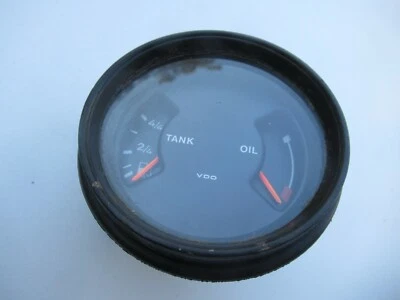 Porsche 911 SC Fuel/Oil Combo Gauge date stamped 9/85 91164120203 - Image 1 of 4