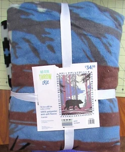 New No Sew Throw Kit 100" Polyester Anti-Pill Fleece Bear 72" x 60" - Picture 1 of 3