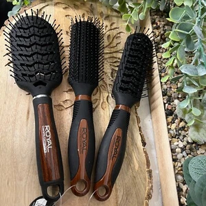 Royal Cosmetic Connections sortiert schwarz mit Holzdesign Haarentlüftungsbürste - Bild 1 von 5