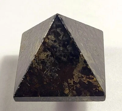 23mm Black Nuumite Nuummite Pyramid Sorcerers Stone Crystal Mineral India (1PC) - Image 1 of 4