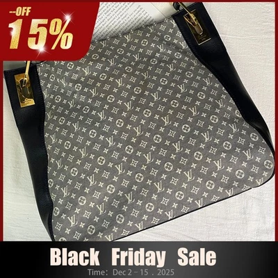 Bolso de Hombro Louis Vuitton Monograma Rendezvous PM Lona Gris Totalmente Usado Foto 1 de 4