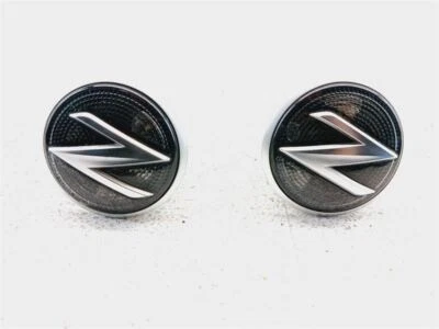 09-20 Nissan 370z Marcadores laterales (par) Guardabarros MTD OEM 261601EK0A Foto 1 de 4