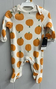 Okie Dokie Sleep & Play 1 Piece. Ivory/Orange Pumpkins. Size Newborn. NWT - Picture 1 of 10