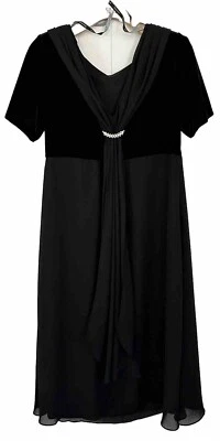 Precioso Vestido Rhapsody LTD 18W Largo Completo Espalda Baja Terciopelo Negro En Contraste Foto 1 de 4