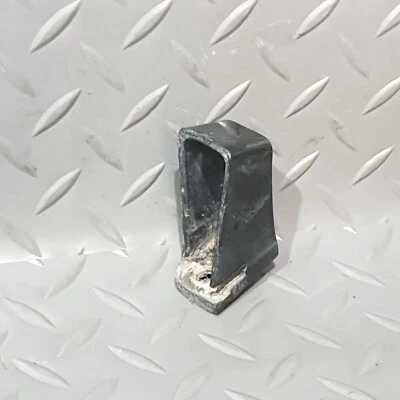 Kawasaki ZX6R G1 G2 1998 1999 Ninja Rear Brake Hose line Mounting Bracket Guide - Image 1 of 4