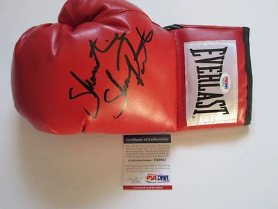 SHAWN SHOWTIME PORTER SIGNED EVERLAST LACED BOXING GLOVE PSA/DNA Y40925 - Image 1 of 3