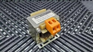 Lenze 378873 Mains Choke 9A, 5,0 mH +/-10% - Imagen 1 de 5