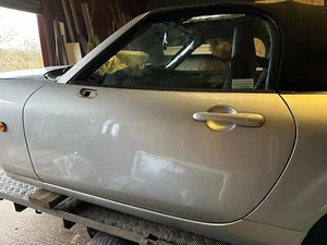 2005-2012 MAZDA MX5 SPORT 2.0 MK3 LEFT DOOR PASSENGER SIDE NS SILVER - Picture 1 of 6