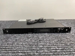 Shure U4S-UA UHF Wireless Microphone Receiver - Picture 1 of 9