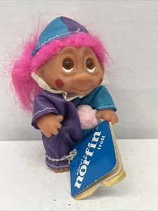 1985 Norfin Dam Troll Puppe 3" Clown lila und türkis mit Etikett - Bild 1 von 7