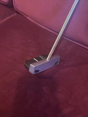 Ping DS72 C 35in Center Shaft Putter with Ping Grip - Image 1 of 4