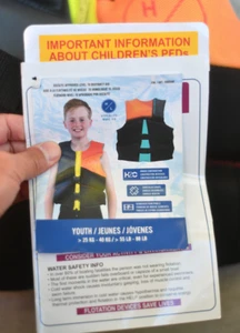 Hyperlite Wake  Model:  3237 Flotation Aid Paddling Vest Size: Youth  - Picture 1 of 7