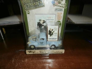 GEARBOX 1:43 SCALE VEHICLE-1941 CHEV PICK UP-U.S. NAVY - Picture 1 of 5