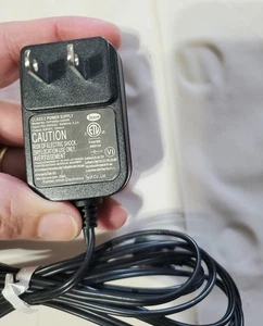 INNOV Class 2 Netzteil Modell IVP0960-0300W Input 100-240VAC Output 9,6VDC - Bild 1 von 5