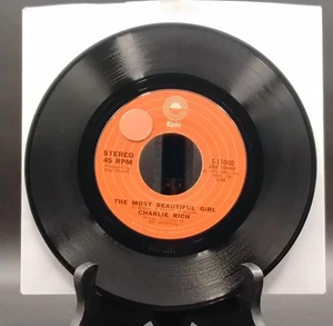 45 RPM -Charlie Rich – The Most Beautiful Girl - Epic – 5-11040 US 1973 - Picture 1 of 2