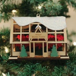 OLD WORLD CHRISTMAS GINGER COTTAGES GINGER GARDEN CENTER XMAS ORNAMENT 80501 - Picture 1 of 3