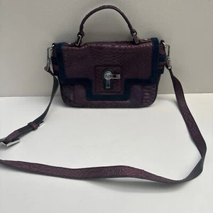 Borsa a tracolla JUICY COUTURE viola stampa pelle di serpente finiture pelle/camoscio patta - Foto 1 di 8