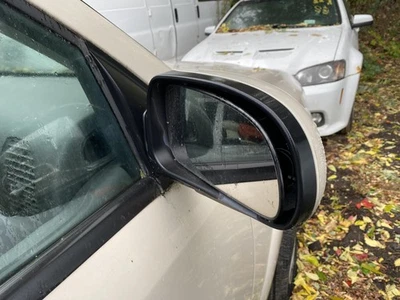 Espejo de puerta derecho usado se adapta a: Saab 9-7X Power SS 2009 con intermitente integral manual Foto 1 de 4