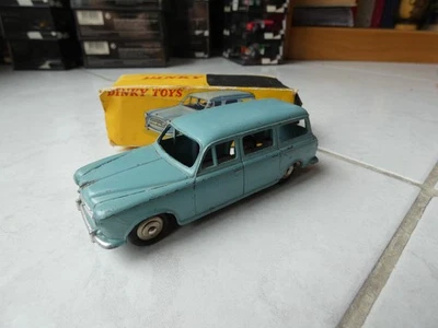 Peugeot 403 Famiglia 24F + Scatola Dinky Toys 1/43 Giocattolo Antico Originale - Immagine 1 di 4
