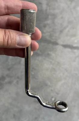 Performance Tool W1189c SAE Offset Distributor Clamp Wrench 9/16" 3/8" Drive - Image 1 of 4