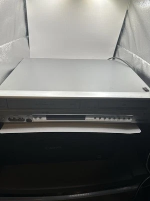 Sansui VRDVD4005 VHS Hi-Fi DVD Recorder Player VCR Combo Dolby TESTED NO REMOTE - Image 1 of 4