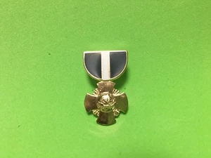 US NAVY CROSS HAT/LAPEL PIN - Picture 1 of 1