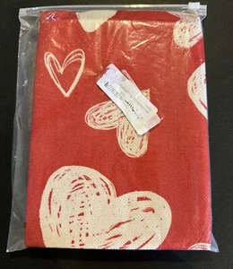 Set Of 2 Valentine's Day / Romantic Red With Hearts Square Pillow Covers - Picture 1 of 4