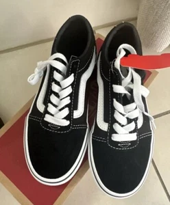 Vans Juniors Ward Trainers 13 Kids - Picture 1 of 14