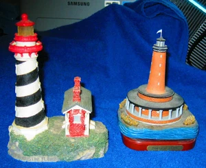 Konvolut 2 Leuchthäuser 1 is Lefton The 1 On the Base 2001 & 1994 - Bild 1 von 1