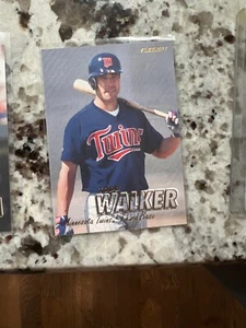 1997 FLEER BASEBALLKARTE MINNESOTA ZWILLINGE TODD WALKER #160 - Bild 1 von 1