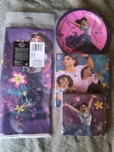 Encanto Party Supplies Bundle, 8 Pieces - Picture 1 of 3