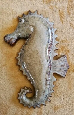 海马墙饰 11 英寸陶瓷釉面航海悬挂海马 — 第 1/4 张图片