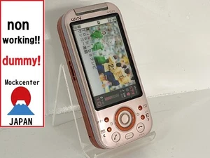 【Factice !】 TOSHIBA W52T (couleur cuivre) au-japon téléphone portable qui ne fonctionne pas - Photo 1 sur 4