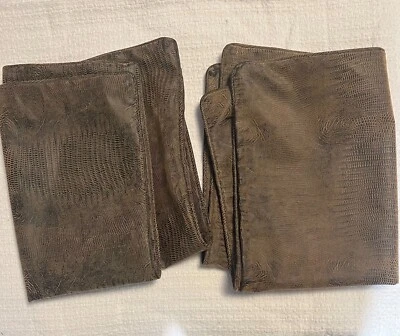 Juego de 2 fundas de almohada de cuero sintético con estampado de reptiles, Mystic Valley Traders Foto 1 de 4