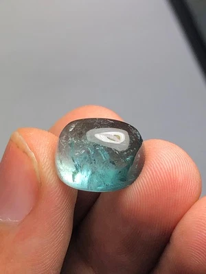 Cabujón Turmalina Azul 12,90 ct - Diseño Joyería Coleccionista Foto 1 de 4