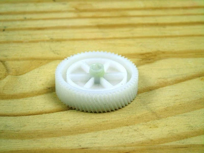 HP Color LaserJet Enterprise M553 Printer Gear - RU8-0695 - Image 1 of 4