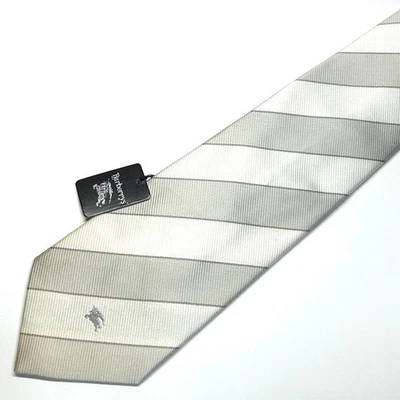 Corbata con etiqueta Burberry blanca con logotipo de caballo de regimiento para hombre Foto 1 de 4