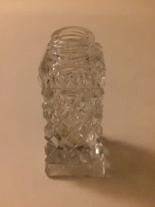 Coctelera pequeña 31/2 cristal corte vidrio artístico ~ USADA ~ De colección ~ Sin tapa - Imagen 1 de 4