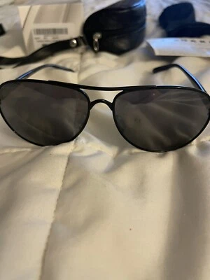 Auténticas gafas de sol Oakley polarizadas Foto 1 de 4