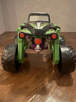 Vehículo excavador de tumbas Monster Jam Monster Morphers de Hot Wheels raro Foto 1 de 4