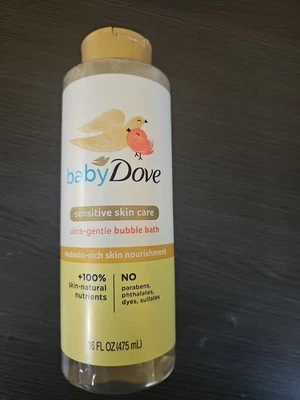 Nuevo baño de burbujas Baby Dove rico en melanina para piel nutrida Foto 1 de 4