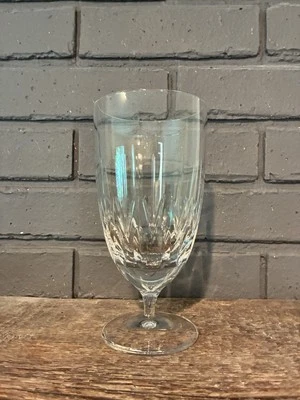 (2) Vasos de té helado de cristal Monique Lhuiller Royal Doulton Fete descontinuados Foto 1 de 4