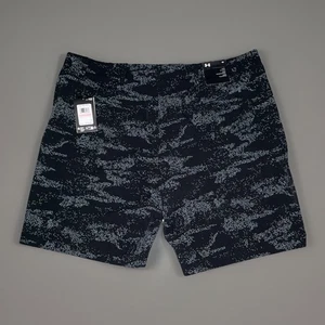 Under Armour Storm Men's Size 40 Black UA Golf 10" Printed Shorts $70 NWT - Picture 1 of 3