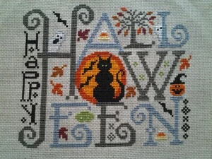 Punto de Cruz Acabado "Feliz Halloween" - Imagen 1 de 1