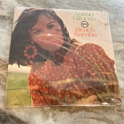 ASTRUD GILBERTO LP BEACH SAMBA 1967  Verve Records – V-8708 MONO SEALED - Image 1 of 2